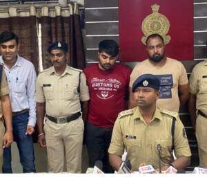 एटीएम कार्ड बदलकर बुधवारी बाजार एसबीआई एटीएम में 02 लाख रुपये की धोखाधड़ी,कोरबा पुलिस की सक्रियता से घटना के महज 03 घण्टे के भीतर पकड़ा गया एटीएम फ्रॉड गिरोह