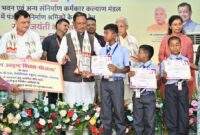 राज्य सरकार के प्रयासों से श्रमिकों के जीवन में आ रहा है बदलाव