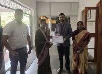 एसआईआर में उत्कृष्ट कार्य के लिए बीएलओ तथा बी एल ओ सुपरवाइजर को कलेक्टर ने किया सम्मानित