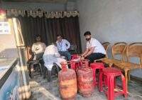 गैस एजेंसी व होटलों पर कार्रवाई, 655 सिलेंडर जब्त